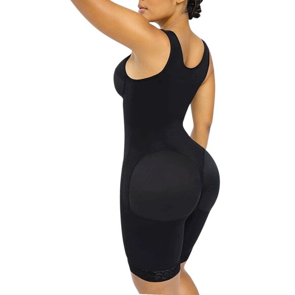 Advanced Support Sculpted Bodysuit - Targeted Compression • Built-In Bra - Picture 3 of 9